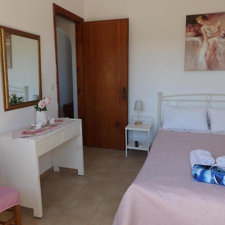 Teo 1 Apartment Goúvai Luaran gambar