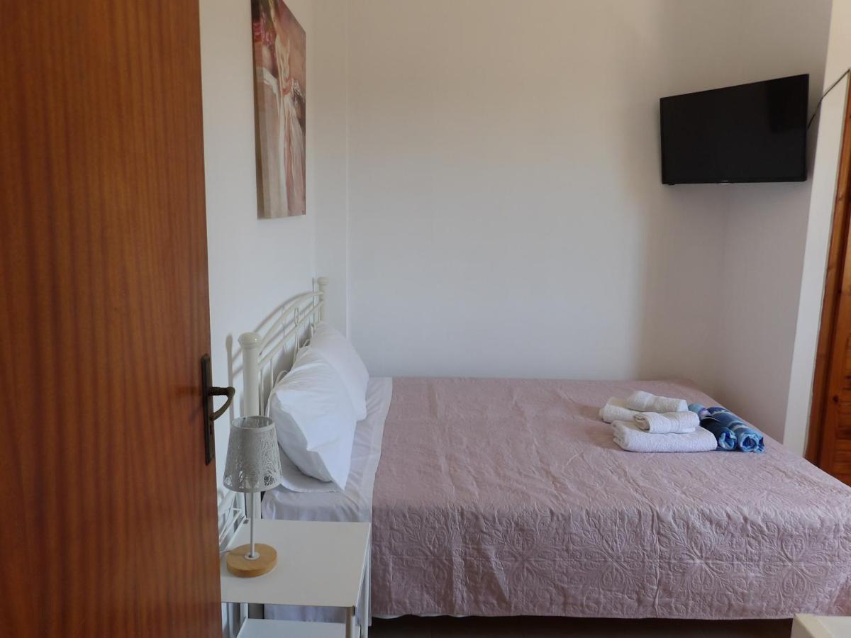 Teo 1 Apartment Goúvai Luaran gambar
