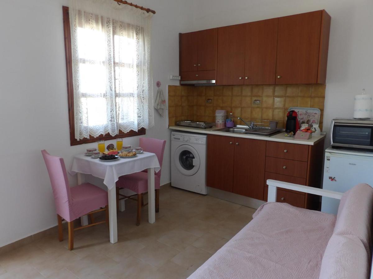 Teo 1 Apartment Goúvai Luaran gambar