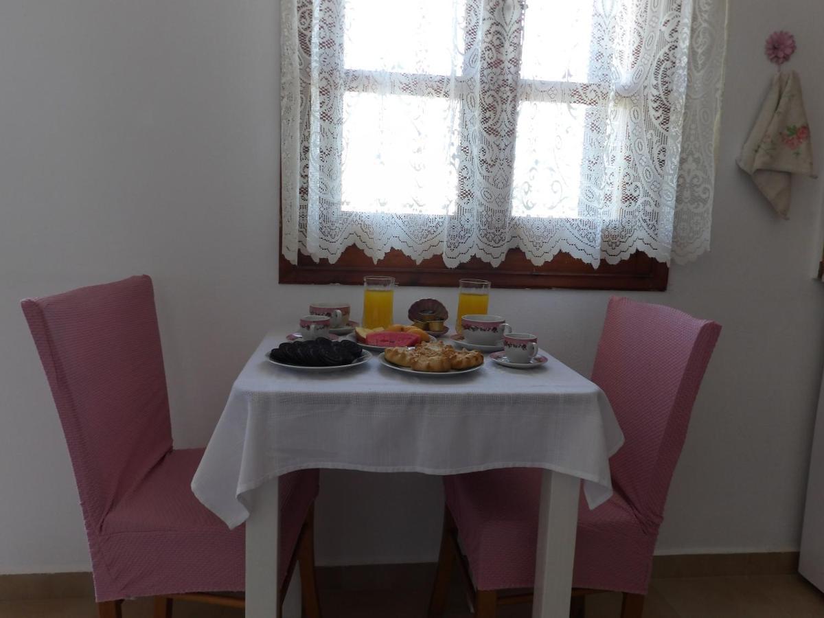 Teo 1 Apartment Goúvai Luaran gambar